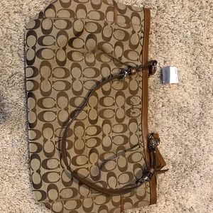 COACH SHOULDERBAG/HANDBAG BRAND NEW BROWN
